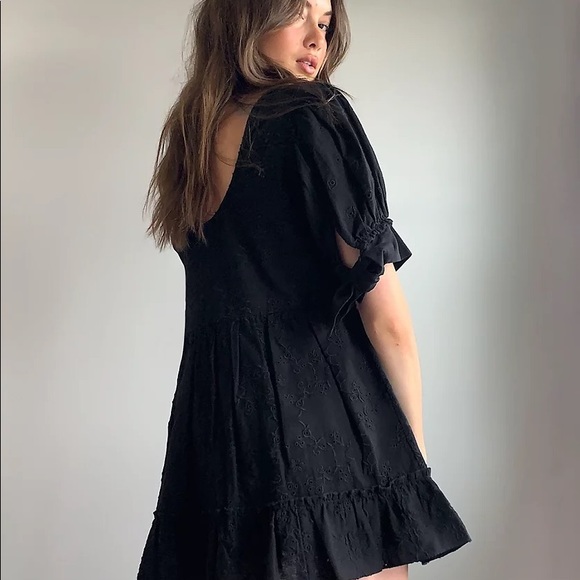 Aritzia SUNDAY BEST Oregold Dress - Picture 4 of 4